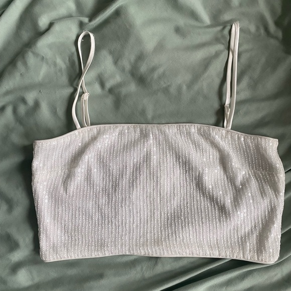 12th Tribe Soirée White Sequin Crop Top - Picture 4 of 16